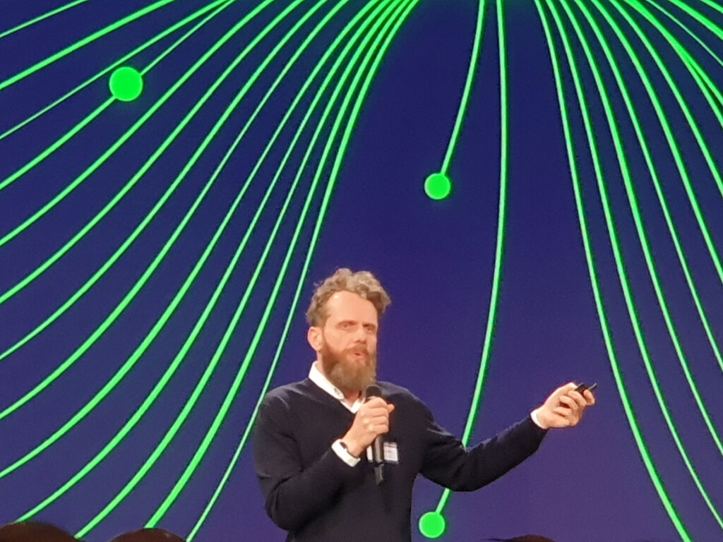 Pierre-Antoine DHONTE, Partner Head of Data chez UFO² expose aux dirigeants comment mettre en place un projet d'IA